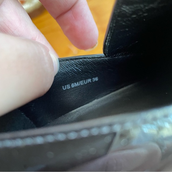 Vince Patent Leather Platform Loafers in Black SIZE 6 - Picture 8 of 8